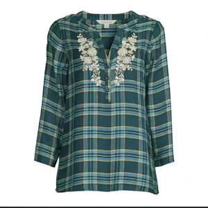 The Pioneer Woman Women’s 2X Embellished Henley Top Blue Green Plaid Fall Style